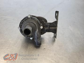 Extra waterpomp van een Mercedes V-Klasse beschikbaar voor biedingen