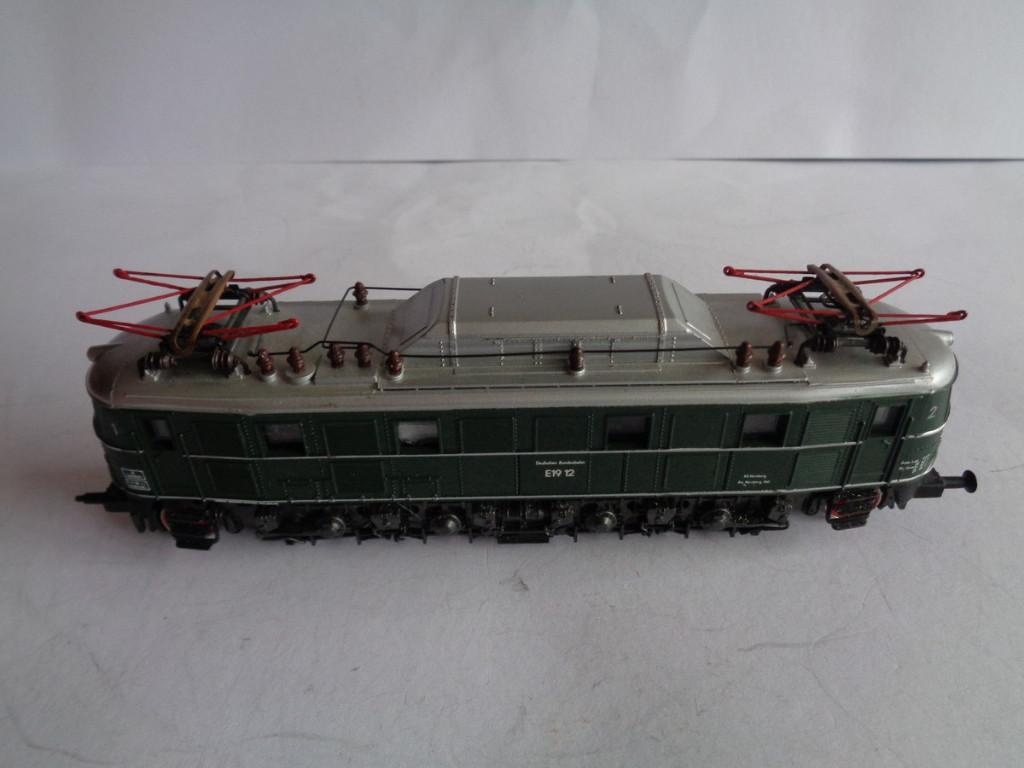 Oude Rivarossi E19 12 Elektr. Lokomotive. Italie, jr''60s.HO, Overige merken, Gebruikt, Ophalen of Verzenden, Analoog