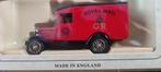 Lledo Royal Mail. Morris en Ford Van, Ophalen of Verzenden, Nieuw, Auto, Overige merken