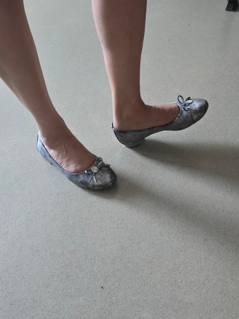 Te koop leren grijze ballerina's damesschoen, maat 37, merk, Blue Box, Zo goed als nieuw, Grijs, Ballerina's