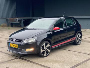 Volkswagen Polo 1.4-16V Highline Benzine 86PK Super Auto 17  beschikbaar voor biedingen
