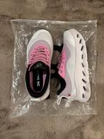 on cloud x loewe, Ophalen of Verzenden, Zo goed als nieuw, Zwart, Sneakers of Gympen