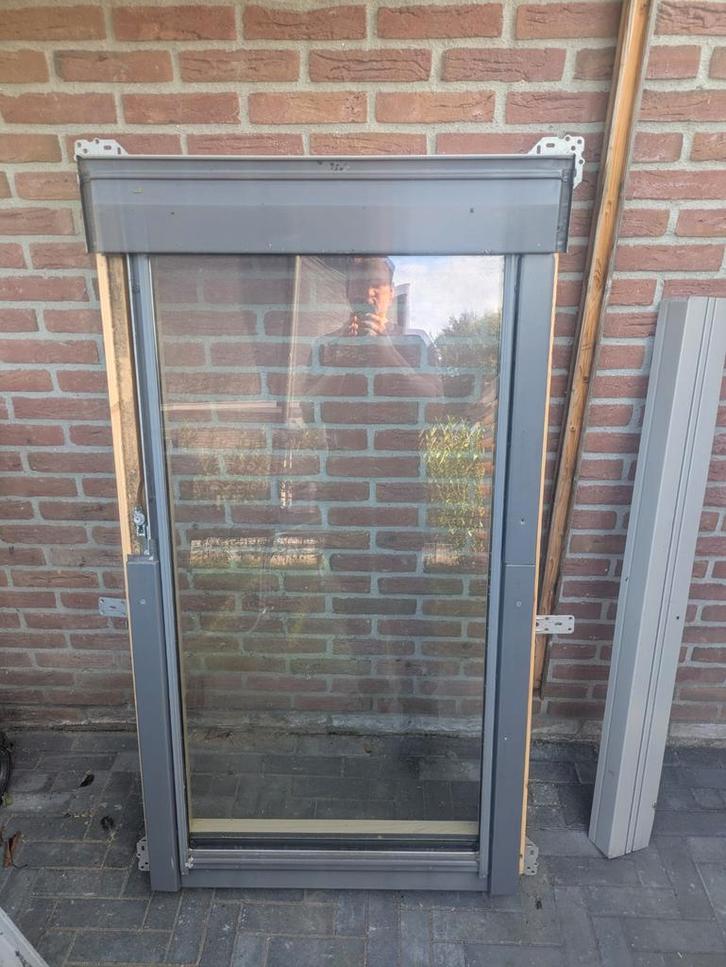 Velux GGL M08 Dakraam 78x140 Compleet, Doe-het-zelf en Verbouw, Kozijnen en Schuifpuien, Gebruikt, Raamkozijn, Hout, 75 tot 150 cm