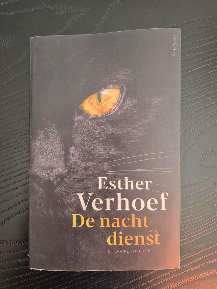 Esther Verhoef - De Nachtdienst, Boeken, Thrillers, Zo goed als nieuw, Nederland, Ophalen of Verzenden