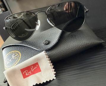 Ray-Ban Aviator zonnebril unisex beschikbaar voor biedingen