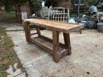 Timmermanswerkbank of industriële houten werkbank sidetable