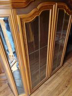 Notenhouten vitrinekast Milady met verlichting, Huis en Inrichting, Kasten | Vitrinekasten, Ophalen, Gebruikt, 100 tot 150 cm