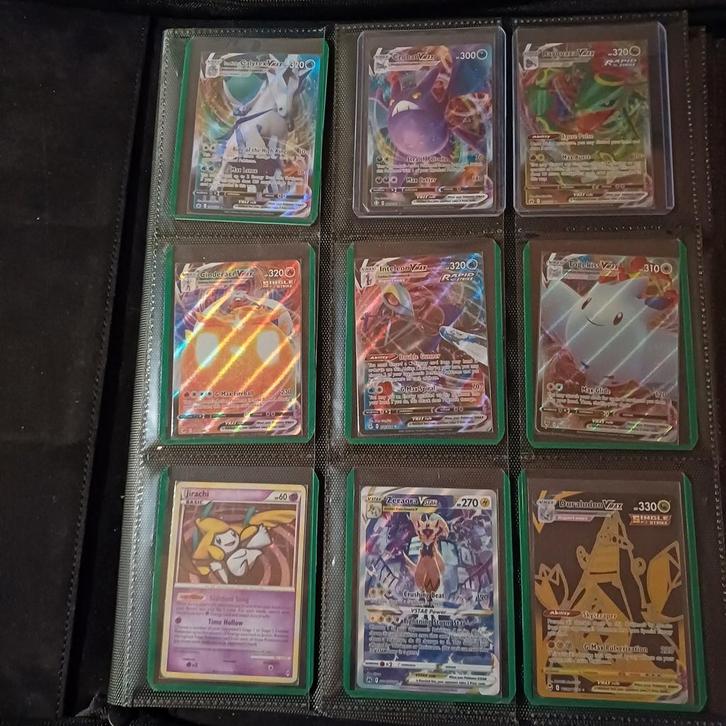 Pokemonkaarten + Gemloader Boek, Hobby en Vrije tijd, Verzamelkaartspellen | Pokémon, Zo goed als nieuw, Meerdere kaarten, Ophalen of Verzenden