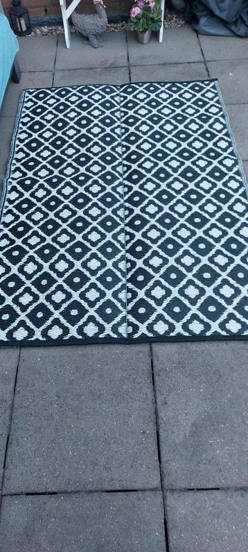 Buitentapijt, buitenkleed *Gratis* beschikbaar voor biedingen