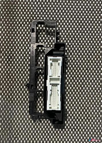 VW TIGUAN RELAIS HOUDER 5Q0937503F beschikbaar voor biedingen