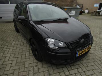 Volkswagen Polo 1.4 55KW 2005 Zwart GTI Look beschikbaar voor biedingen