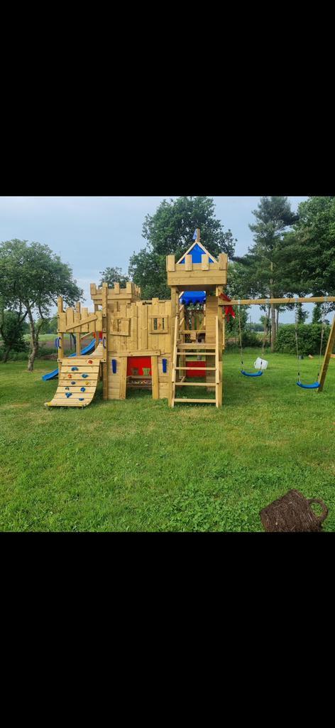 Speelkasteel, Kinderen en Baby's, Speelgoed | Buiten | Speeltoestellen, Zo goed als nieuw, Brandweerpaal, Glijbaan, Klimnet, Klimtouw