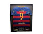 Luis Suarez Barcelona 15/16 gesigneerd ingelijst thuis shirt, Verzamelen, Sportartikelen en Voetbal, Buitenlandse clubs, Soccersignings.nl