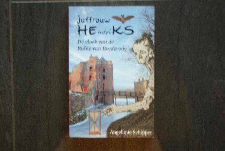 JUFFROUW HENDRIKS: De vloek van de RUÏNE VAN BREDERODE, Boeken, Kinderboeken | Jeugd | 10 tot 12 jaar, Zo goed als nieuw, Ophalen of Verzenden