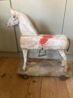 Antiek/oud houten paardje op wieltjes, Ophalen