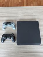 PS4 Slim + 2 Controllers!, Spelcomputers en Games, Spelcomputers | Sony PlayStation 4, Ophalen, Gebruikt, Met 2 controllers, Slim