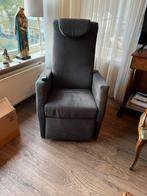 Elektrische sta-op-stoel (Retiro Sara antraciet), Huis en Inrichting, Fauteuils, Ophalen, Zo goed als nieuw
