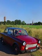 Trabant 601 Deluxe 1972 Bordeaux rood & zwart, Voorwielaandrijving, Stof, 4 stoelen, Overige kleuren