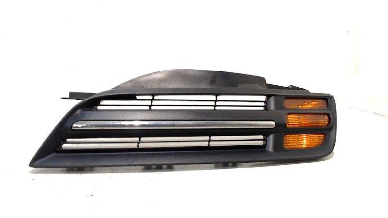 Grillerooster links Nissan Micra, Onderdelen@venauto.nl, Van der Ven Autorecycling B.V., Gebruikt, Ettenseweg 76, 4706 PB Roosendaal, The Netherlands