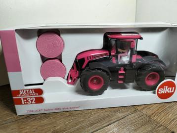 Te koop Siku JCB Fastrac 4000 Pink Ribbon Gelimiteerd model. beschikbaar voor biedingen