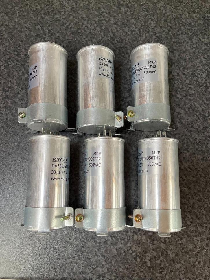 6x condensator KSCAP . 30uf , 500v AC ., Hobby en Vrije tijd, Elektronica-componenten, Gebruikt, Ophalen of Verzenden