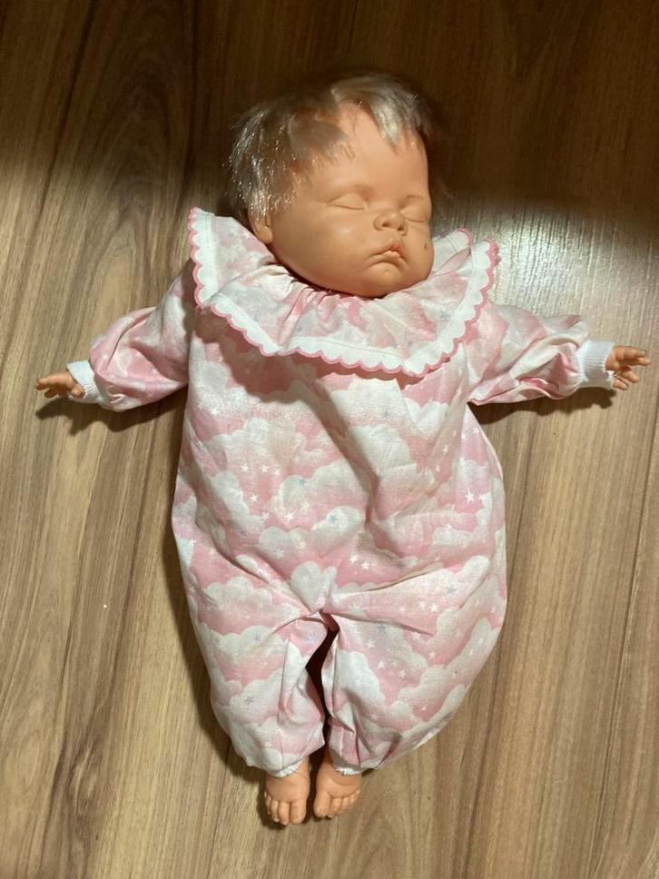 Oude Berjusa pop, Verzamelen, Poppen, Zo goed als nieuw, Pop, Ophalen of Verzenden