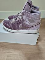Nike Air Jordan Smoke Purple - Maat 40.5 (ZGAN), Kleding | Dames, Schoenen, Nike Air Jordan, Overige kleuren, Ophalen of Verzenden