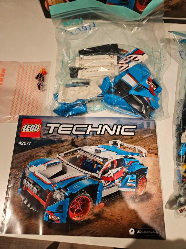 Lego 42077 Technic Ralleyauto, Kinderen en Baby's, Speelgoed | Duplo en Lego, Zo goed als nieuw, Lego, Complete set, Ophalen of Verzenden