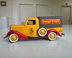 Vintage Modelauto - Dunlop Tyres Truck, Ophalen of Verzenden, Zo goed als nieuw, Auto, Overige merken