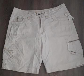 Fijne korte broek , Miss Etam , 40 beschikbaar voor biedingen