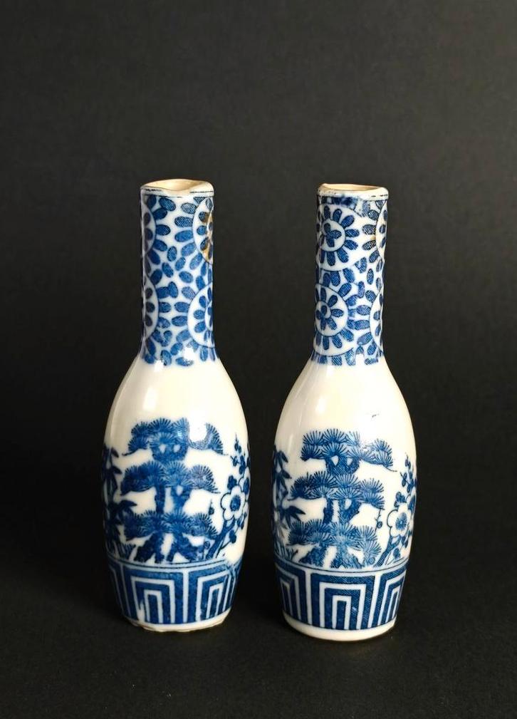 Oude Chinese altaar vaasjes. Vaas, China, Antiek en Kunst, Kunst | Niet-Westerse kunst, Ophalen of Verzenden