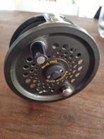 Leeda magnum 200D reel, Watersport en Boten, Hengelsport | Vliegvissen, Ophalen of Verzenden, Zo goed als nieuw, Molen