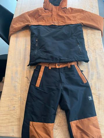 Brunotti Ski/Snowboardpak beschikbaar voor biedingen
