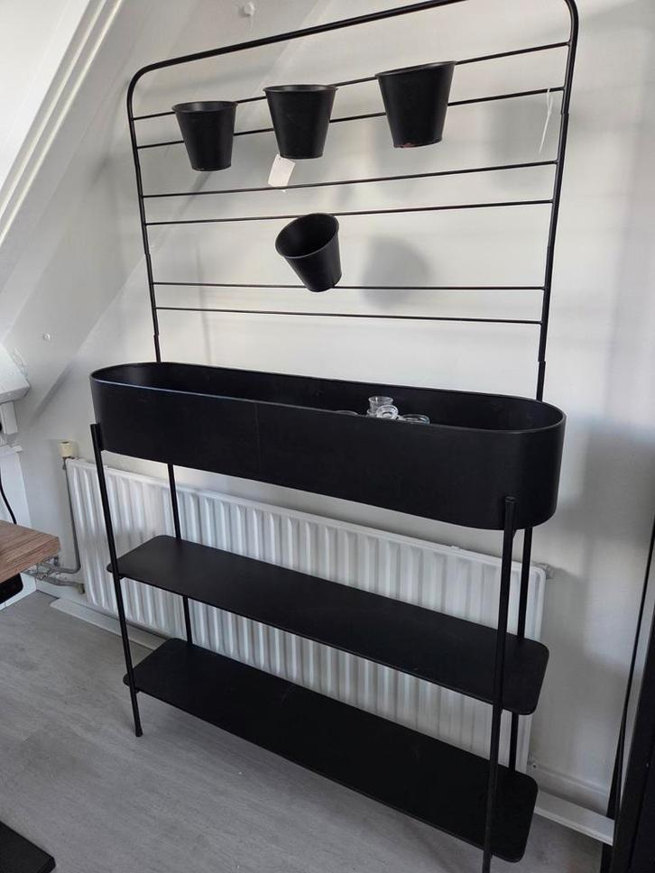 Plantenrek met potten - Zwart Metaal, Tuin en Terras, Bloembakken en Plantenbakken, Zo goed als nieuw, Metaal, Binnen, Balkon