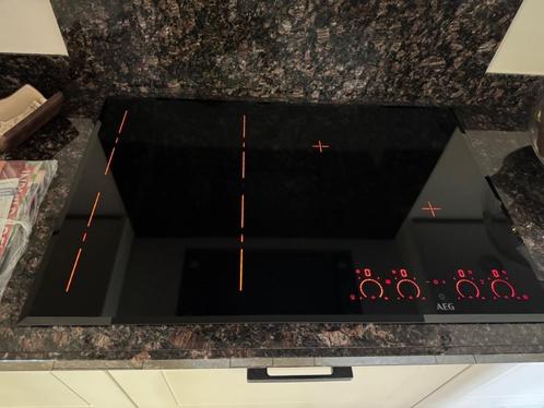 AEG inductiekookplaat HKP87420FB, Witgoed en Apparatuur, Kookplaten, Zo goed als nieuw, Inbouw, Inductie, 4 kookzones, Ophalen
