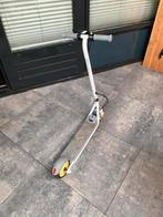Elektrische step voor kinderen, Fietsen en Brommers, Steps, Ophalen of Verzenden, Zo goed als nieuw, Elektrische step (E-scooter)