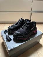 Balenciaga triple s zwart met roze, maat 36., Balenciaga, Ophalen of Verzenden, Zo goed als nieuw, Sneakers of Gympen