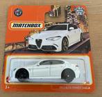 Matchbox Alfa Romeo Giulia WIT, Ophalen of Verzenden, Nieuw, Auto