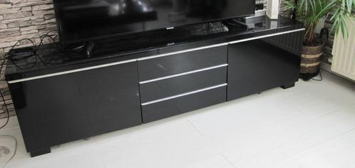 Mooi tv meubel IKEA Besta, kleur glanzend Zwart, Huis en Inrichting, Kasten | Televisiemeubels, Gebruikt, Minder dan 100 cm, 150 tot 200 cm