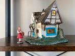 Efteling miniatuur huisje en beeldje Roodkapje, Ophalen of Verzenden, Zo goed als nieuw, Beeldje of Poppetje