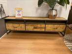 Mooi tv meubel! 180cm Rubberwood 3 laden, Ophalen, 150 tot 200 cm, Zo goed als nieuw, Metaal