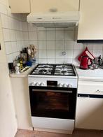 Bosch exclusiv gasfornuis/oven met afzuigkap., Witgoed en Apparatuur, Fornuizen, Ophalen, Hete lucht, 4 kookzones, Zo goed als nieuw