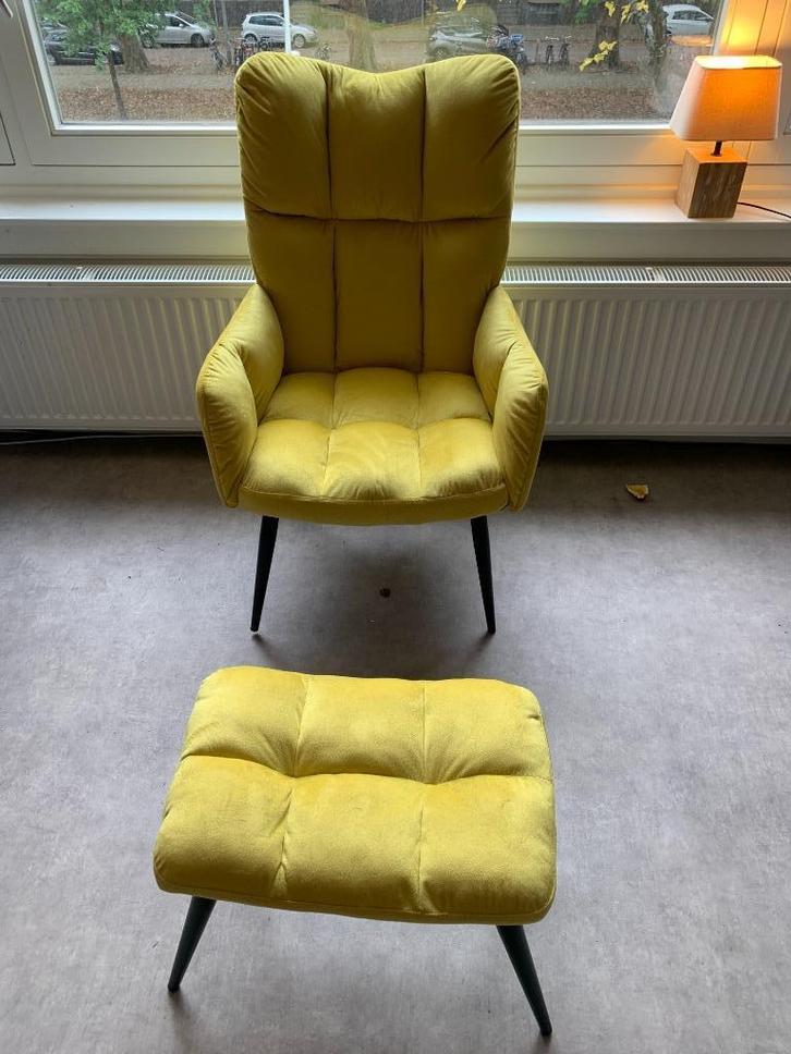 Relaxstoel - Mosterdgeel - Met voetenbankje, Huis en Inrichting, Stoelen, Gebruikt, Eén, Overige kleuren, Ophalen of Verzenden