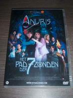 Anubis Het Pad der 7 Zonden + leesboek in nieuwstaat (2009) , Cd's en Dvd's, Dvd's | Kinderen en Jeugd, Verzenden, Overige genres