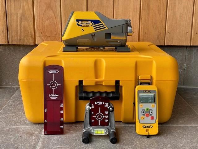 Rioollaser/lijnlaser Spectra DG613 RODE STRAAL "DEMO-MODEL", Doe-het-zelf en Verbouw, Gereedschap | Overige machines, Zo goed als nieuw