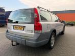 Volvo V70 2.4 T AWD EXPORT/HANDEL | Automaat | Leder | Trekh, Beige, 2435 cc, 750 kg, 1660 kg