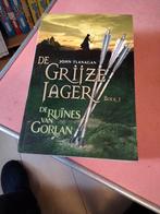 John flanagan de grijze jager boek 1 € 5, Boeken, Ophalen of Verzenden, Gelezen