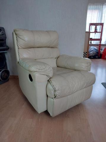Leren Fauteuil relax  beschikbaar voor biedingen