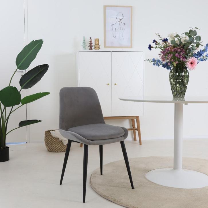 Nieuwe grijze design velvet eetkamerstoelen, 20 stuks van 13, Huis en Inrichting, Stoelen, Nieuw, Vijf, Zes of meer stoelen, Kunststof