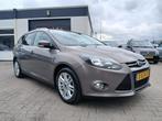 Ford Focus Wagon 1.0 EcoB. Titanium/Dealer onderhouden/Gerev, Euro 5, 125 pk, Gebruikt, Zwart